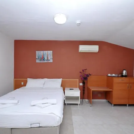 Hotell Lale Turunç